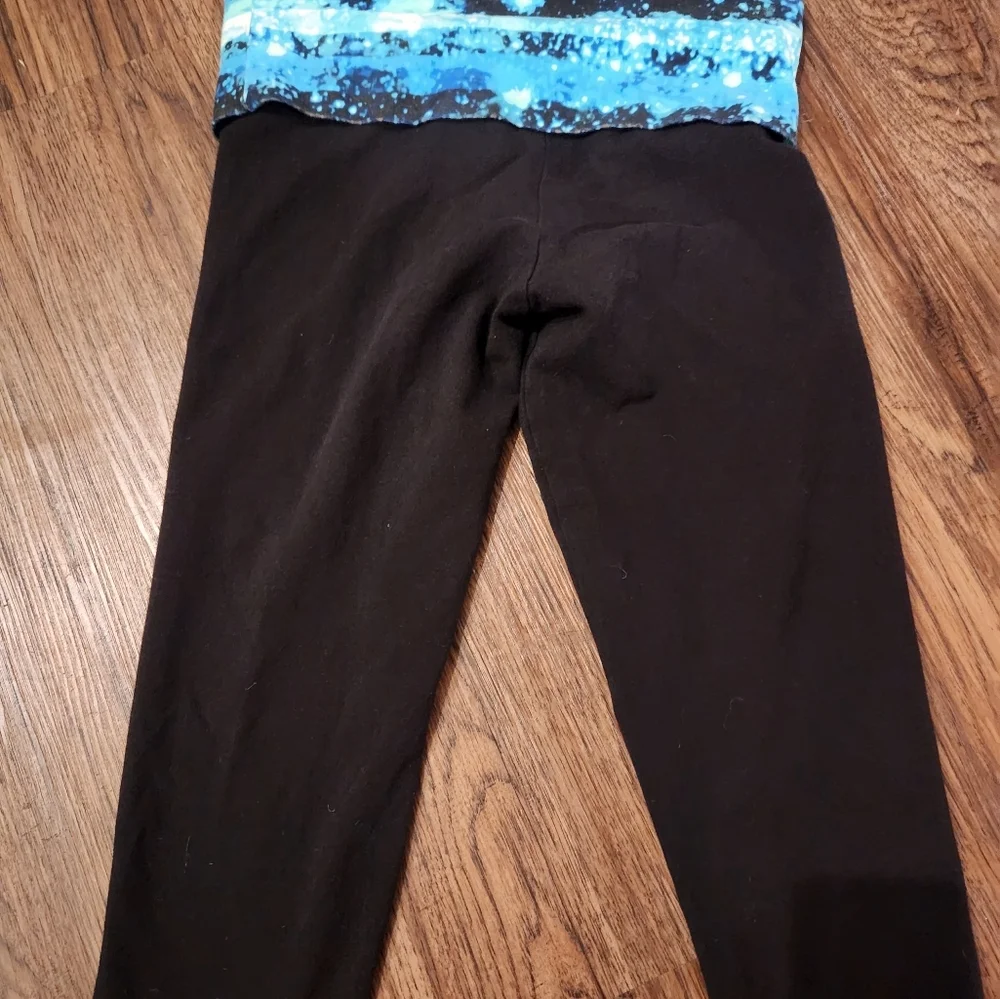 PINK Victoria's Secret Foldover Leggings with Blue Waistband - Picture 4 of 5
